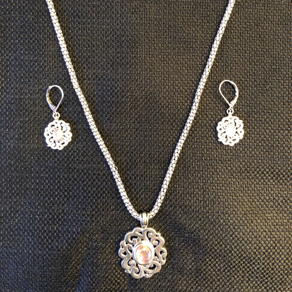 Necklace & earring set, NWOT
